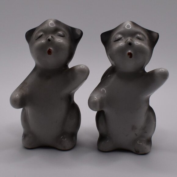 Vintage Japan Squirrels Salt and Pepper Shakers - Picture 2 of 8